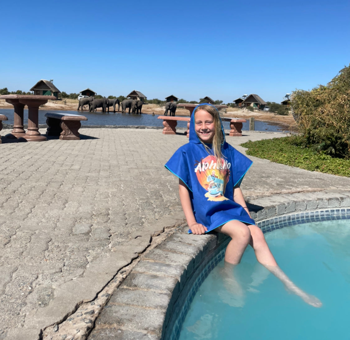 Bade-Poncho | Reisehandtuch für Kinder | schnell trocknend | platzsparend | ultraleicht